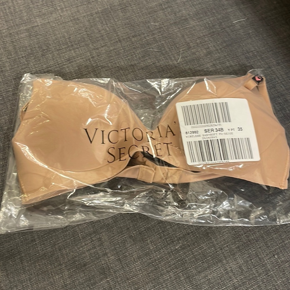 Victoria’s Secret bra